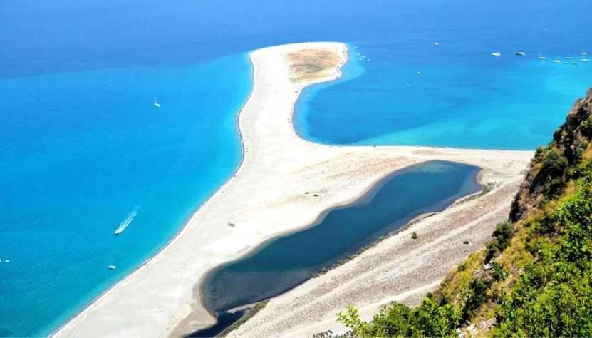 Fiore Di Loto Oliveri Esterno foto